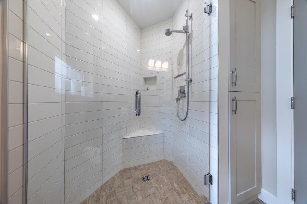 new-shower-installation-kelowna