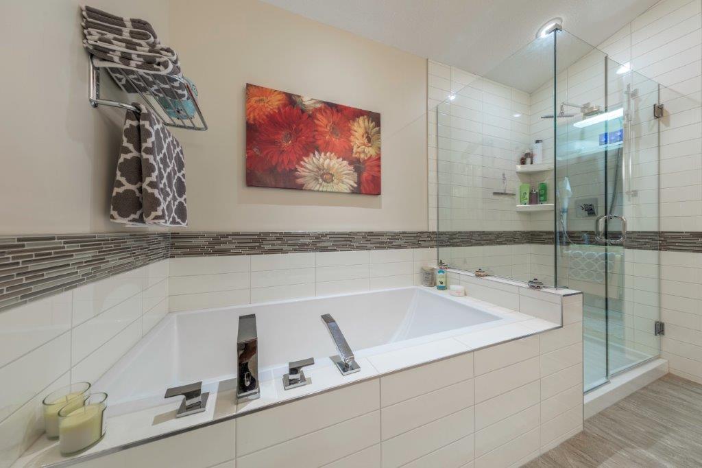 shower-tub-interior-renovation-kelowna-2