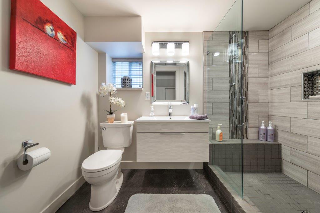 bathroom-renovation-kelowna-general-contractor